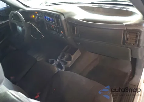 2002 Chevrolet Silverado C1500 z USA, uszkodzony, nr VIN 1GCEC14V72Z178799